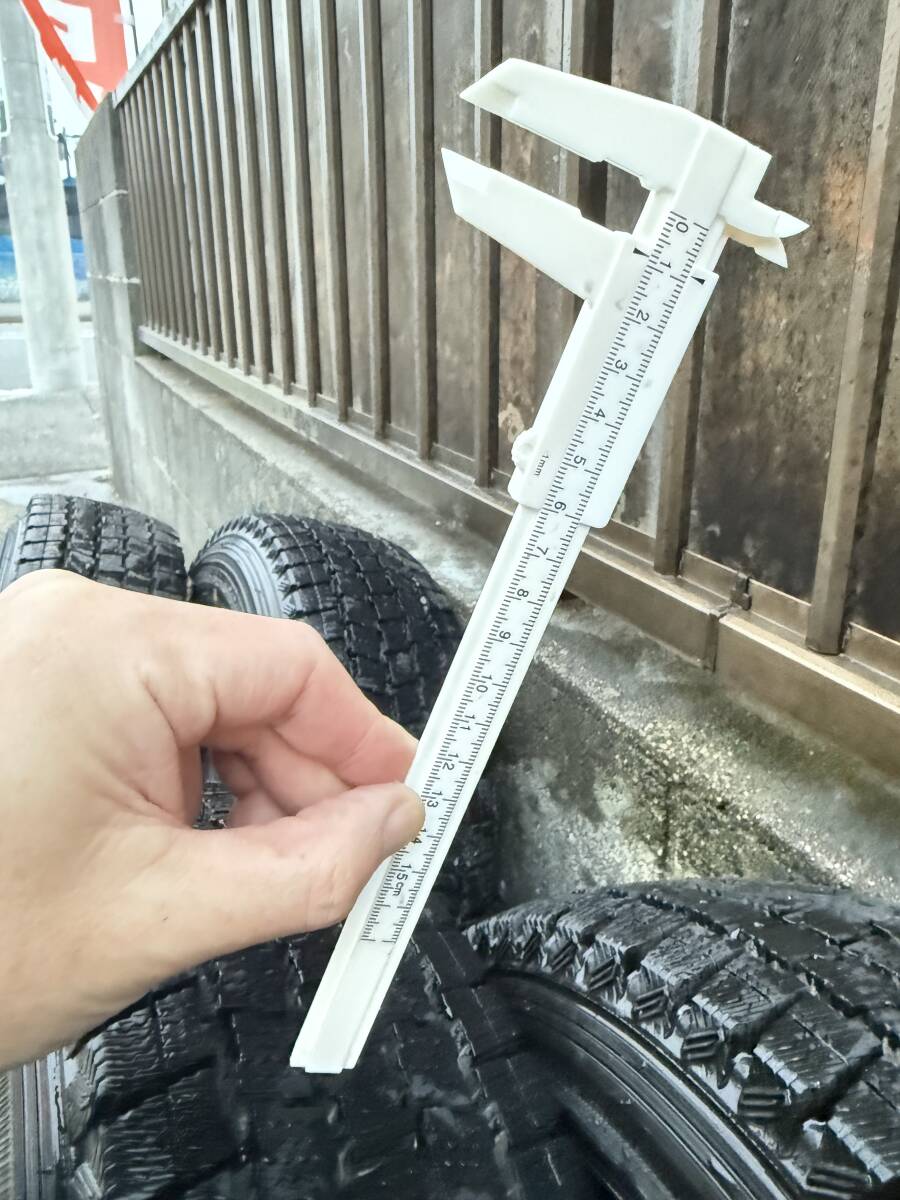 サンバーTTトラック純正 鉄ホイール&【バリ溝】スタッドレス サンバーTTトラック純正 鉄ホイール&【バリ溝】スタッドレス