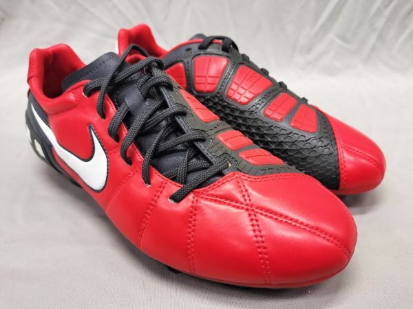 新品未使用 25,0cm nike サッカースパイク TOTAL90 STRIKEⅢHG-B 新品未使用 25,0cm nike サッカースパイク TOTAL90 STRIKEⅢHG-B