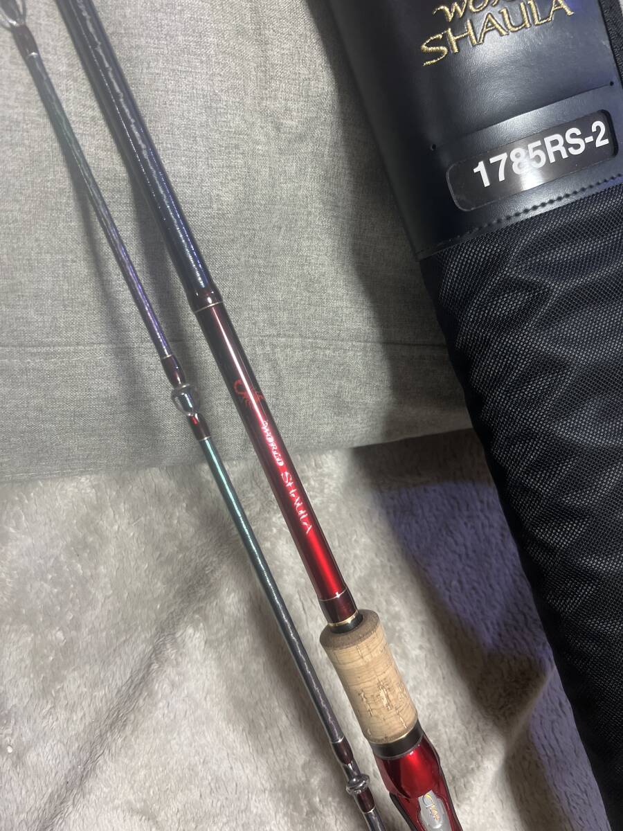 超美品　シマノ 18 ワールドシャウラ 1785RS-2