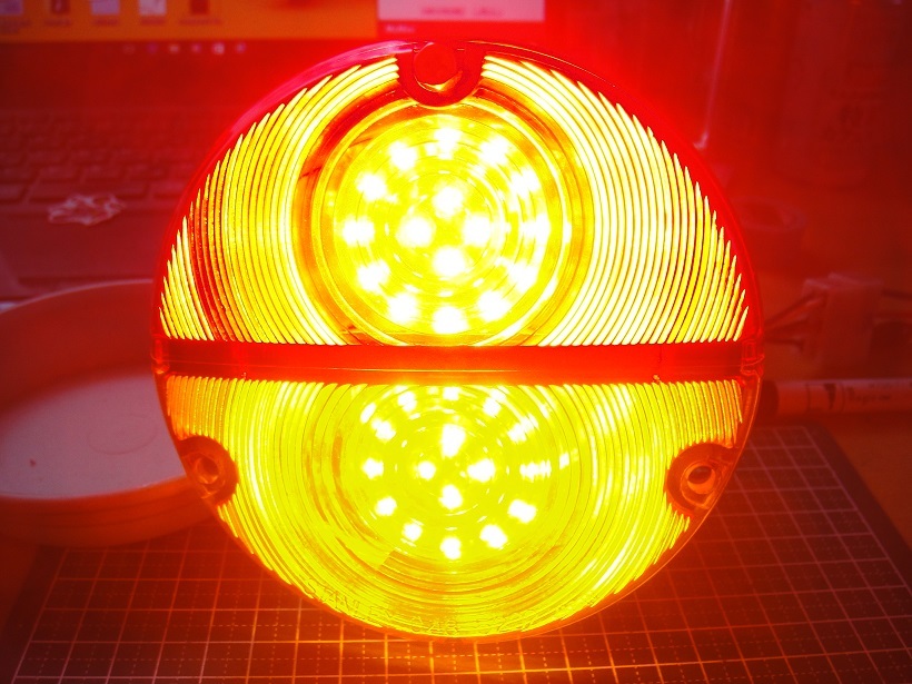 爆光LEDテール