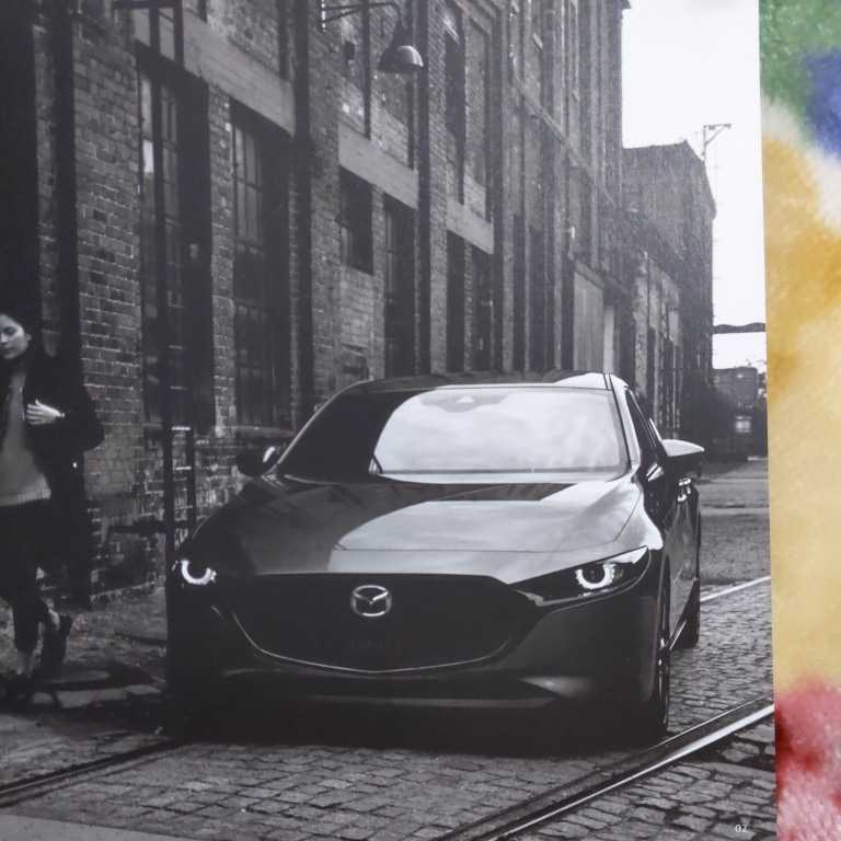 Каталог Mazda 3 [2019.8] 2 -Piece Set (не для продажи) Новый чистый дизель