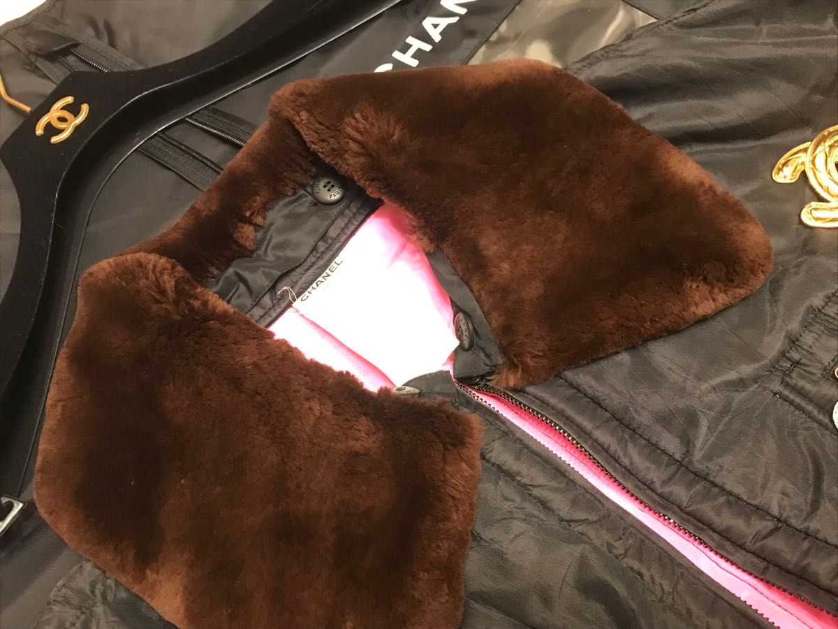 正規品CHANELシャネル97A黒ダークグレー襟毛皮ミンクファー 正規品CHANELシャネル97A黒ダークグレー襟毛皮ミンクファー