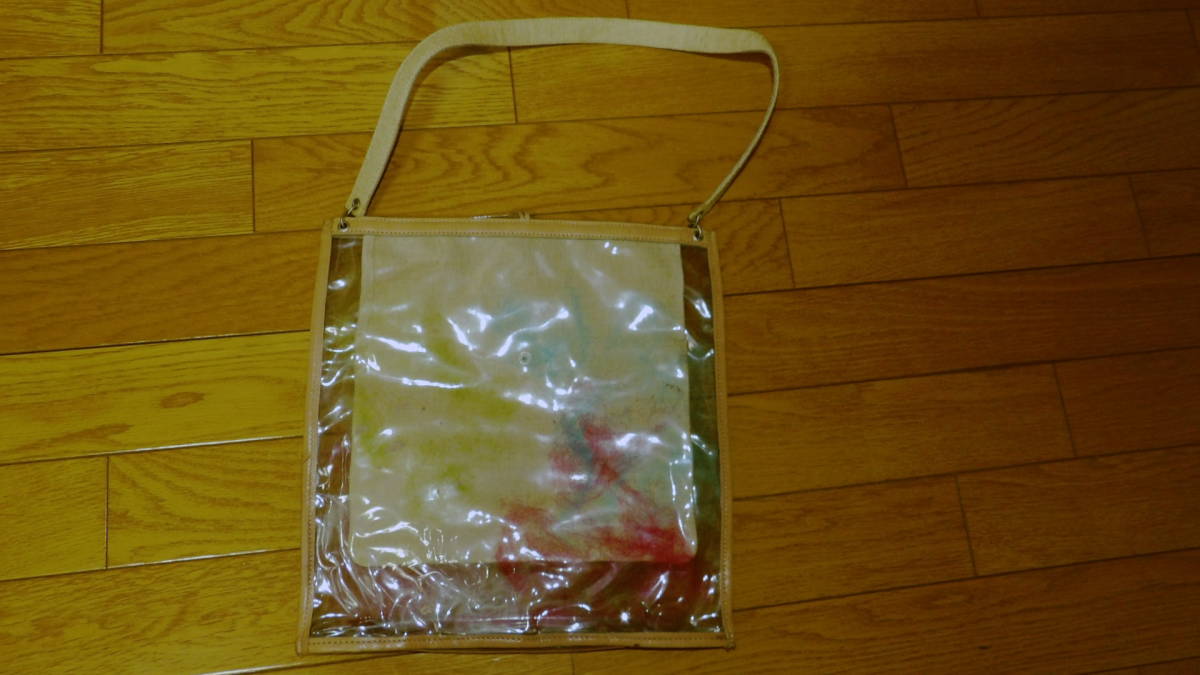 セレクト購入☆お洒落 ビニールバッグ★_ビニールに色綿がデザインされています。