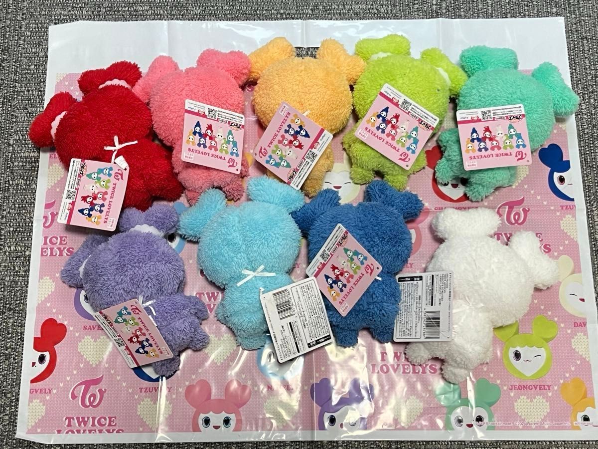 値下げ GIGO限定 TWICE LOVELYS ふわもこおすわりぬいぐるみ 全9 値下げ GIGO限定 TWICE LOVELYS ふわもこおすわりぬいぐるみ 全9