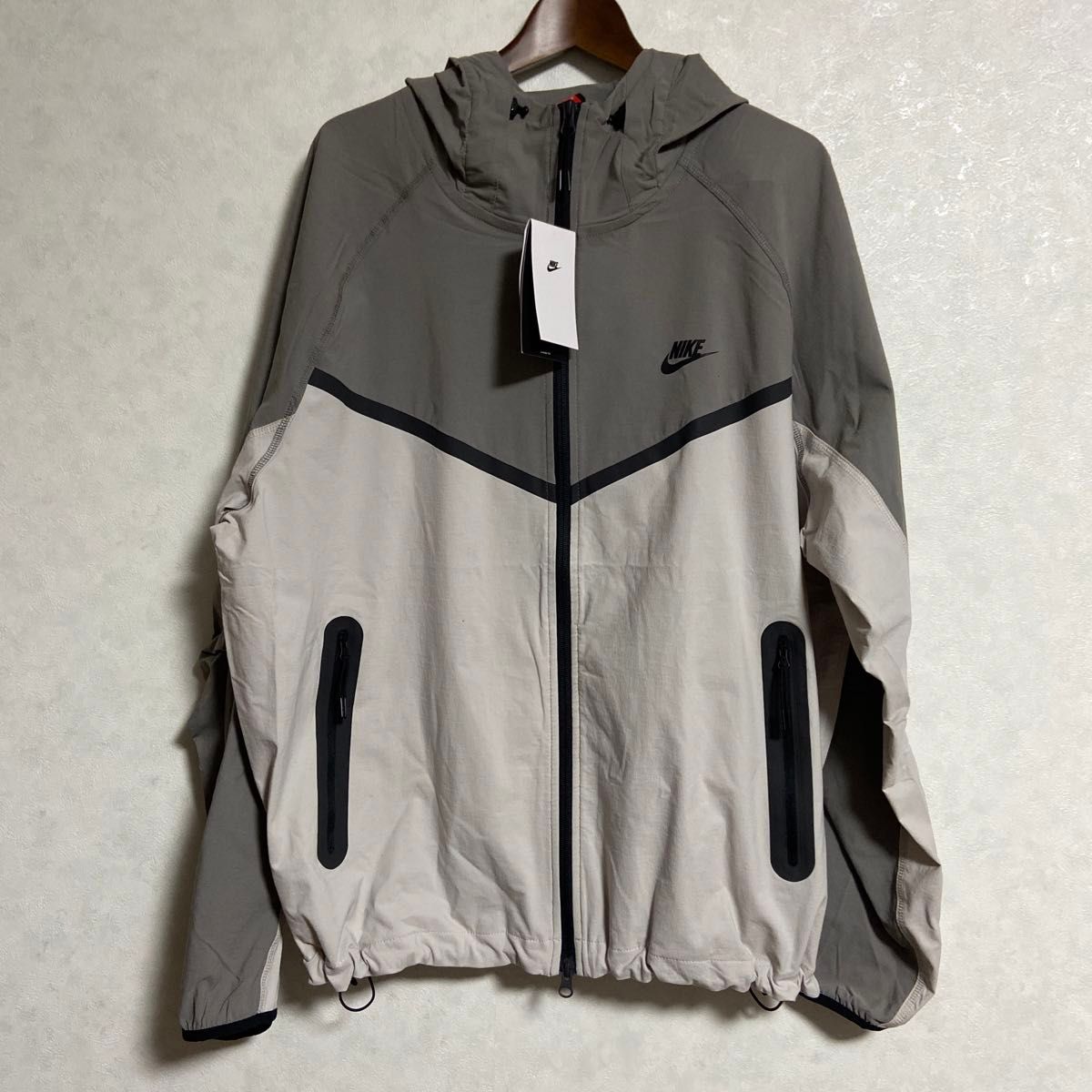 NIKE 2XLサイズ ナイキテック ウィンドランナー ジャケット NIKE 2XLサイズ ナイキテック ウィンドランナー ジャケット