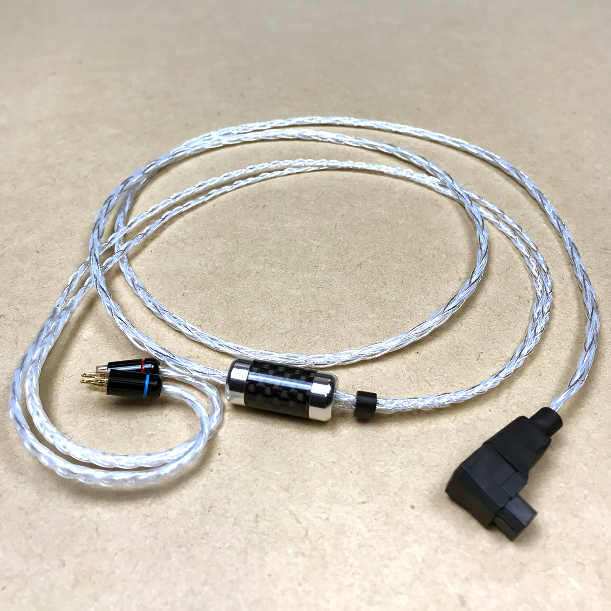 IEM2ピン用リケーブル 8芯 オーグライン+4N純銀線 アイリス IEM2ピン用リケーブル 8芯 オーグライン+4N純銀線 アイリス