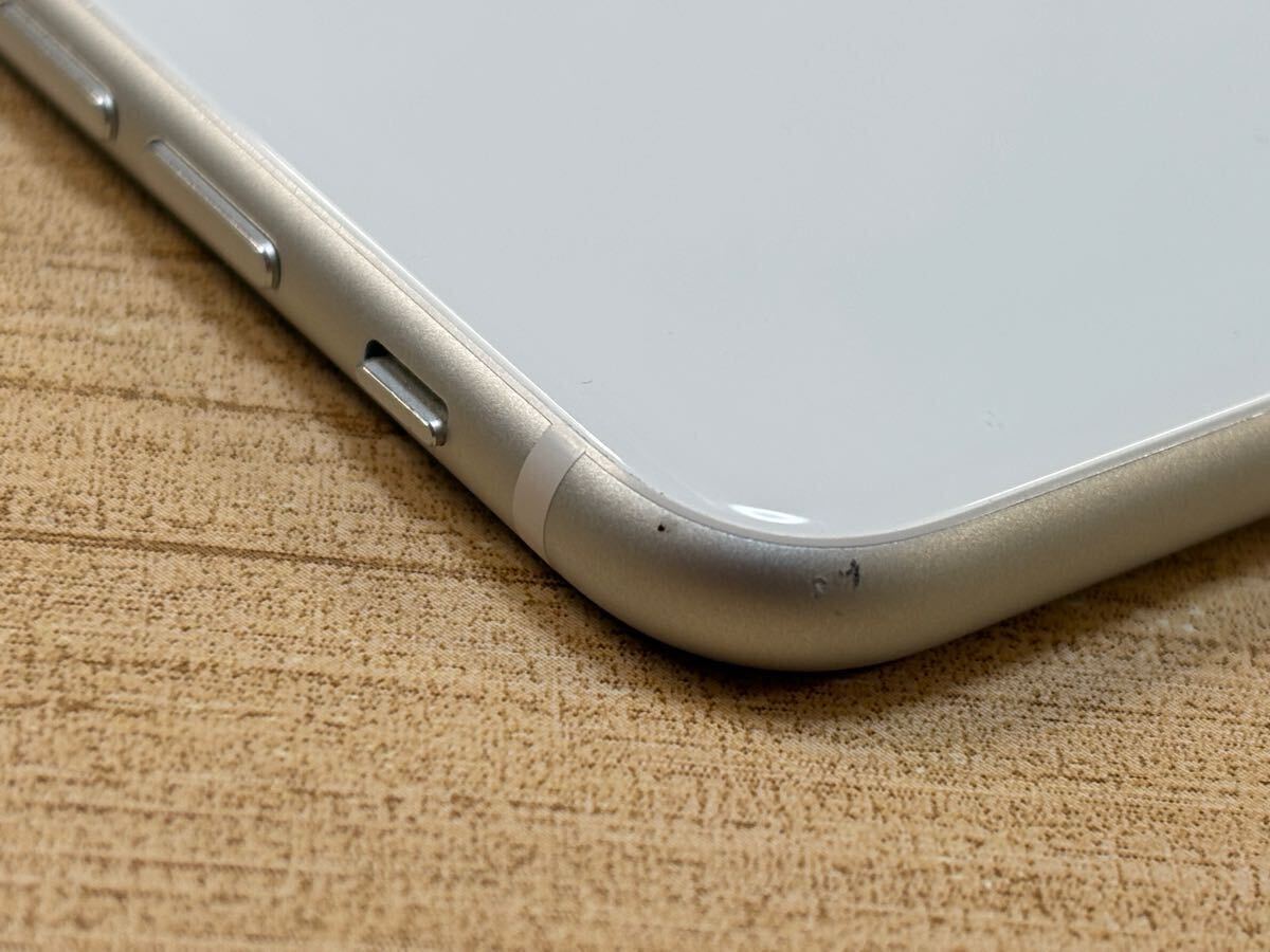 ☆au SIMフリー Apple iPhone SE (第2世代) 128GB MXD12J/A ☆au SIMフリー Apple iPhone SE (第2世代) 128GB MXD12J/A
