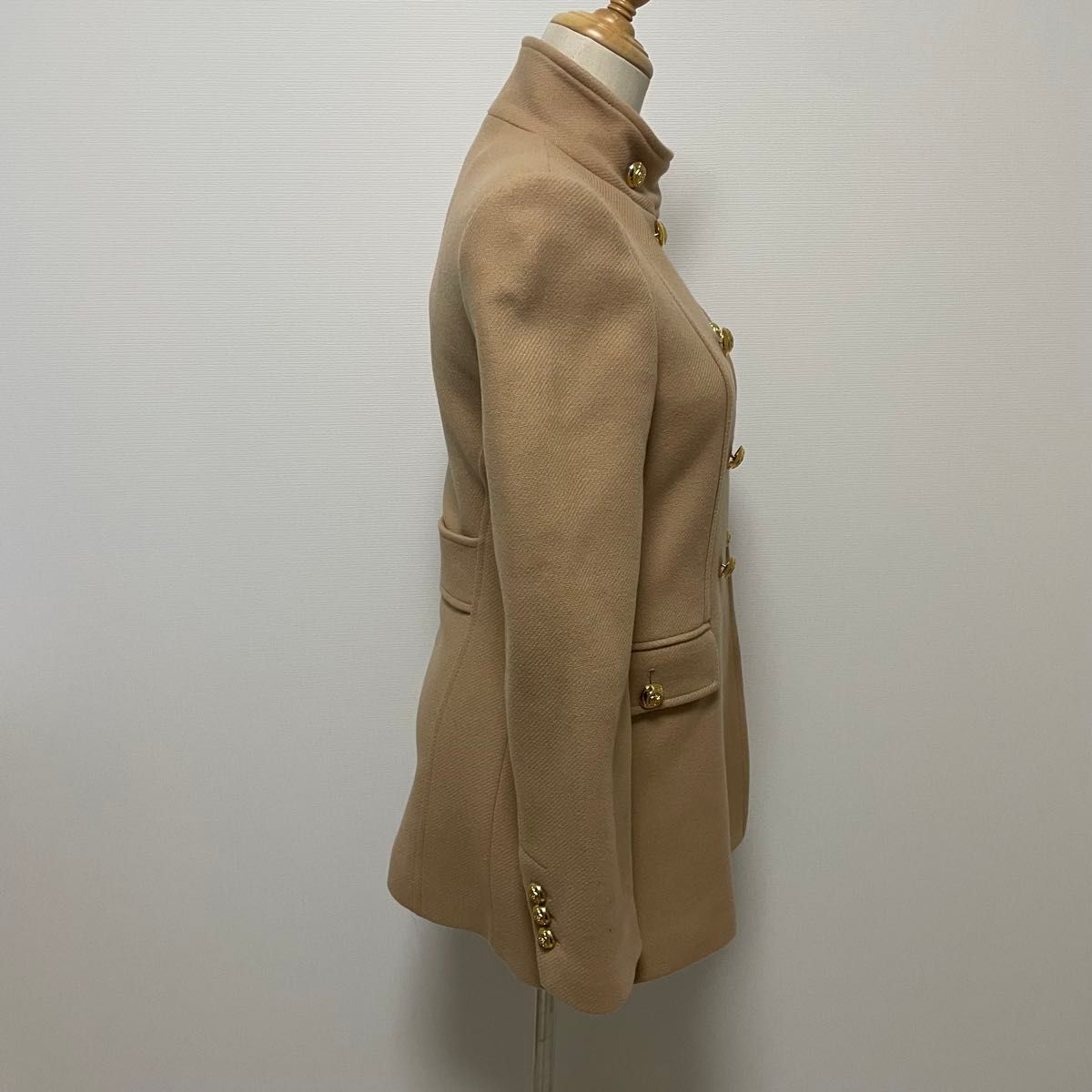 ZARA ナポレオンコート ダブルブレスト ピーコート ザラ 美品 金 ZARA ナポレオンコート ダブルブレスト ピーコート ザラ 美品 金