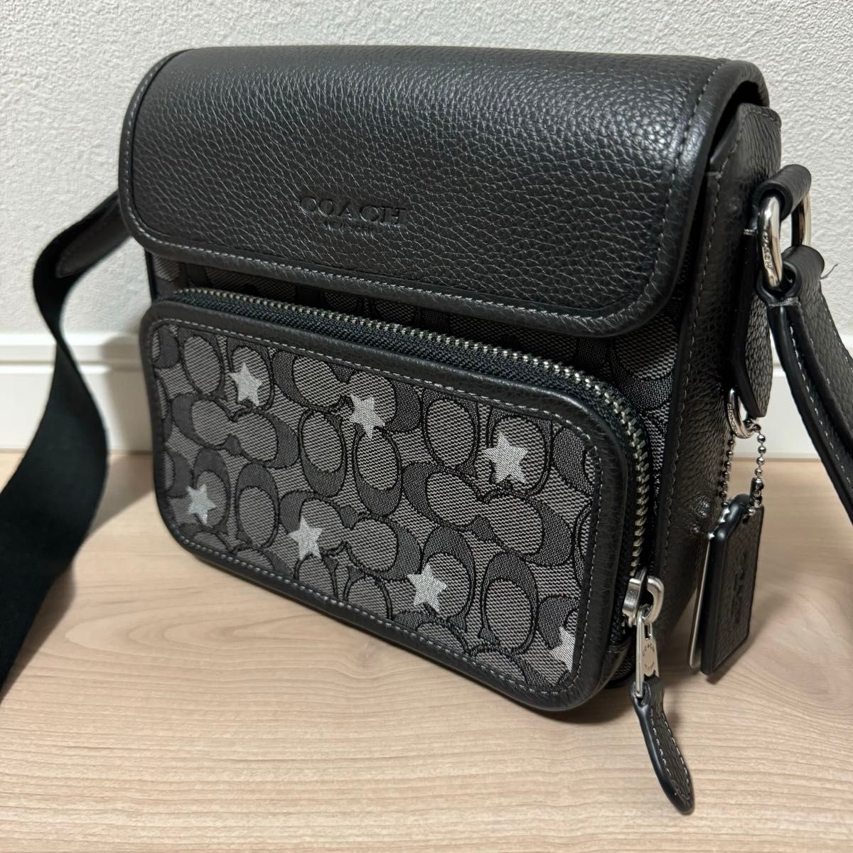 COACH (コーチ) ショルダーバッグ シグネチャー ジャカード COACH (コーチ) ショルダーバッグ シグネチャー ジャカード