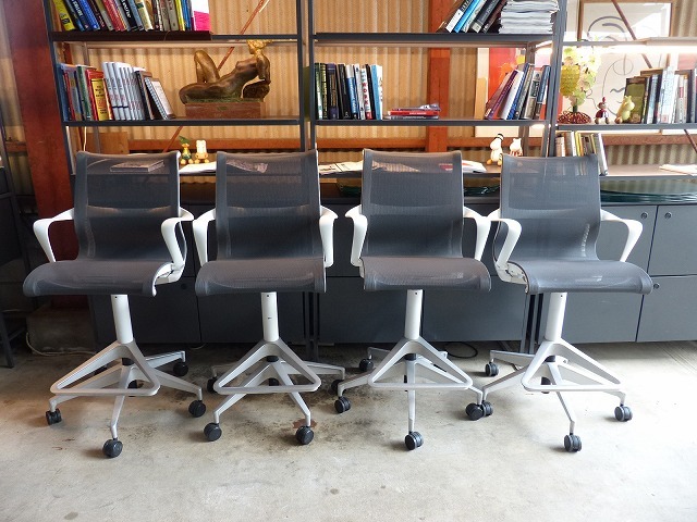 Herman Miller(ハーマンミラー)セトゥ スツール|4脚セット Herman Miller(ハーマンミラー)セトゥ スツール|4脚セット