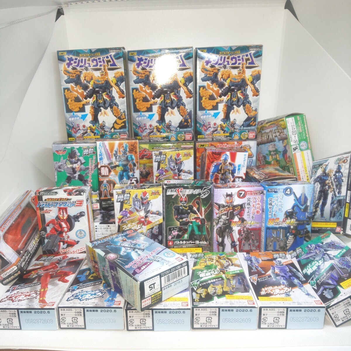 ミニプラなど 28箱まとめて 未使用 箱ダメージ 騎士竜戦隊リュウソウジャー 勇動#2 全7種 仮面ライダー SHODO-X など 匿名配送1-11-5 6 7 8