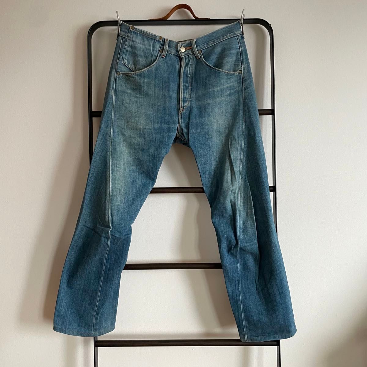 初期Levi's RED 1st STANDARD 2003-1117 立体裁断 W30 初期Levi's RED 1st STANDARD 2003-1117 立体裁断 W30