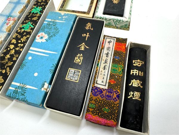 書道家宅より 未使用保管品 気叶金蘭 他 中国墨 まとめてセット 書道家宅より 未使用保管品 気叶金蘭 他 中国墨 まとめてセット