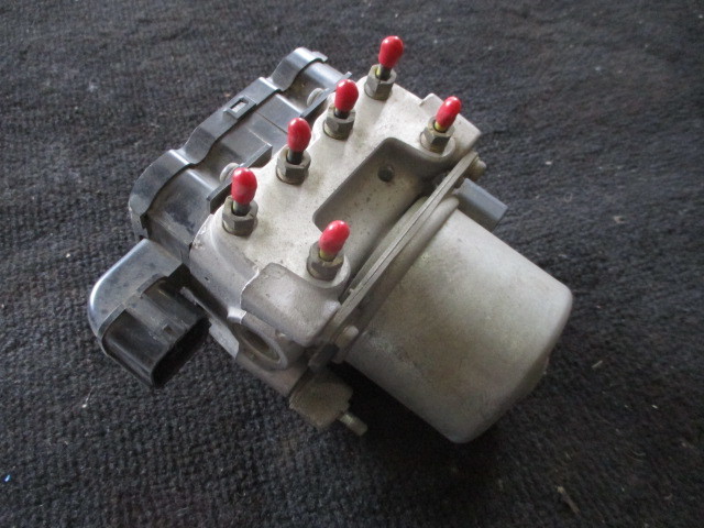 *⑳H5628 Integra type R 4HT DB8 ABS actuator operation not yet verification removed till leak trace less 