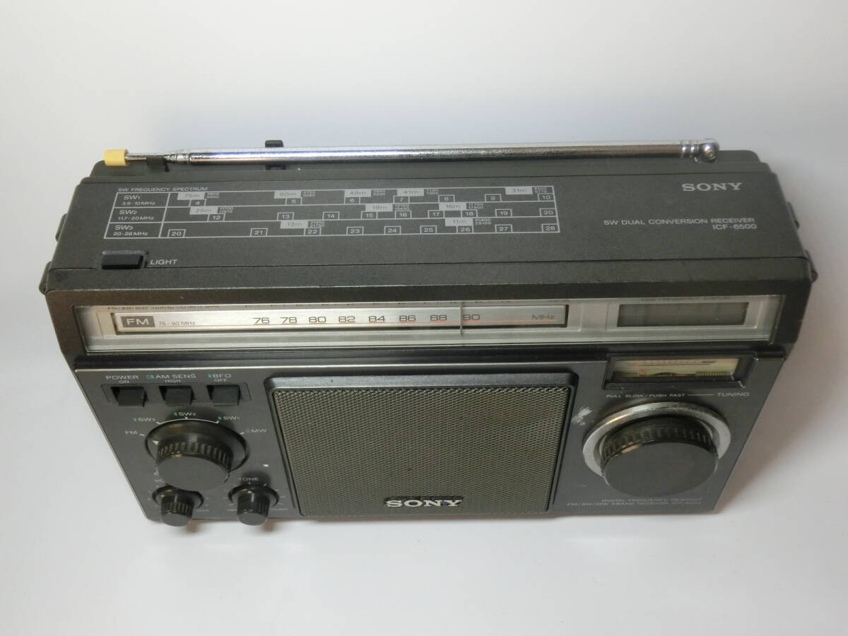 [N5048-la7001] б/у : Showa Retro /SONY/ многополосный ресивер /5 частота / портативный BCL радио /ICF-6500 электризация проверка только 