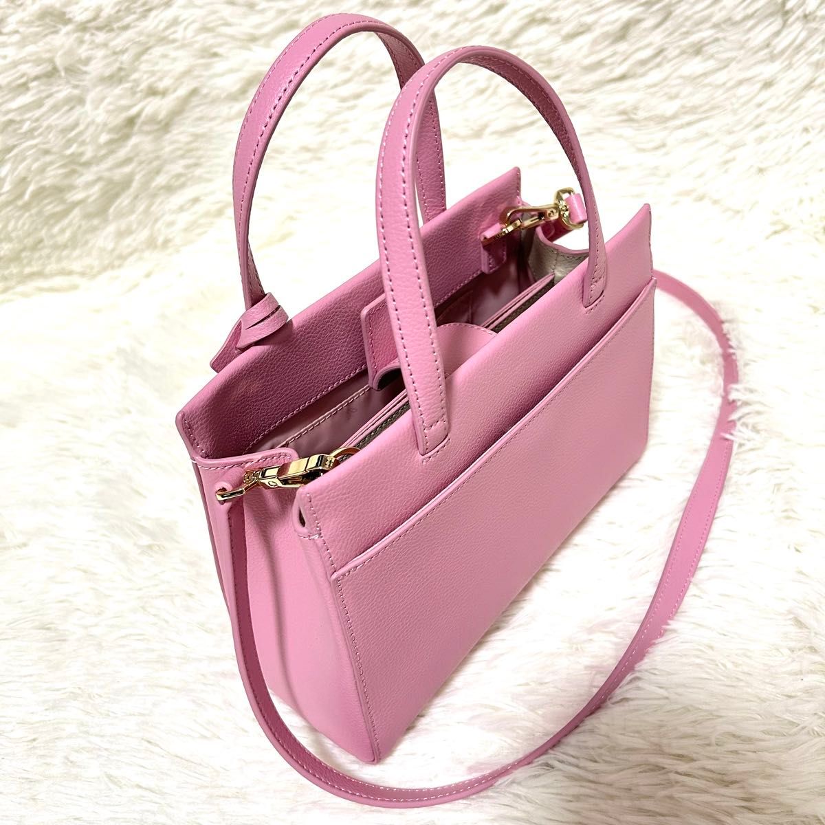 極美品】agnes b アニエスベー 2way ショルダーバッグ シボ革 極美品】agnes b アニエスベー 2way ショルダーバッグ シボ革