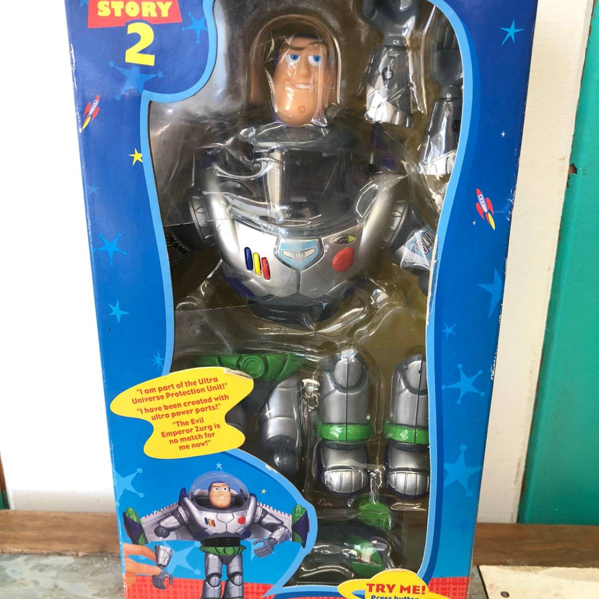 TS2 Ultra Buzz Lightyear TALKING FIGURE 99s by THINKWAY TOYS TS2 Ultra Buzz Lightyear TALKING FIGURE 99s by THINKWAY TOYS