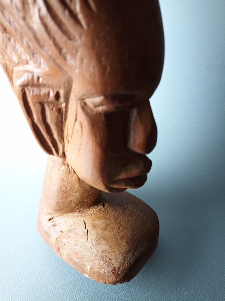 木彫りの女性の置物 お土産 民芸品 インテリア 売り切り 在庫処分 お得□168_画像3