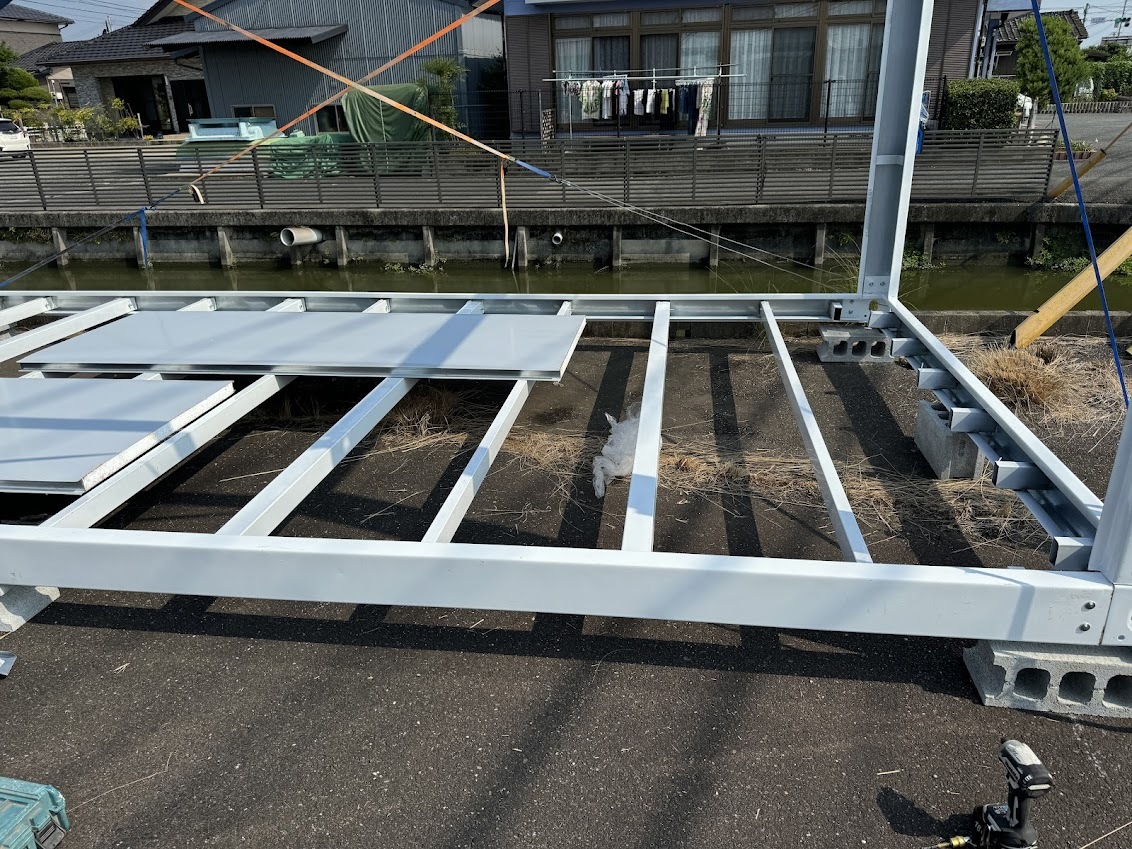 シャッター付きプレハブ佐賀嬉野発5.4坪(18㎡)インボイス番号 シャッター付きプレハブ佐賀嬉野発5.4坪(18㎡)インボイス番号