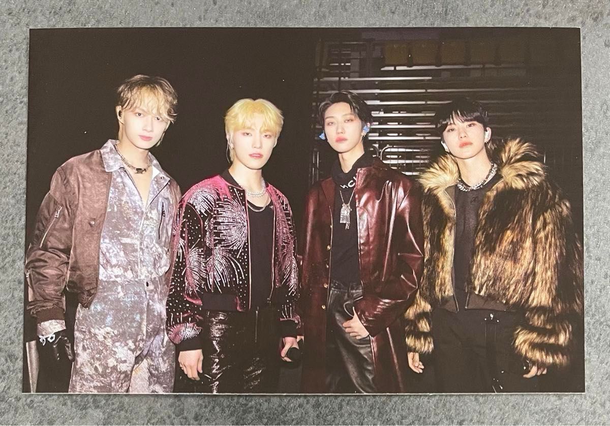 箱なし【DVD 未再生】seventeen caratland 2022 ケレン CARAT 箱なし【DVD 未再生】seventeen caratland 2022 ケレン CARAT