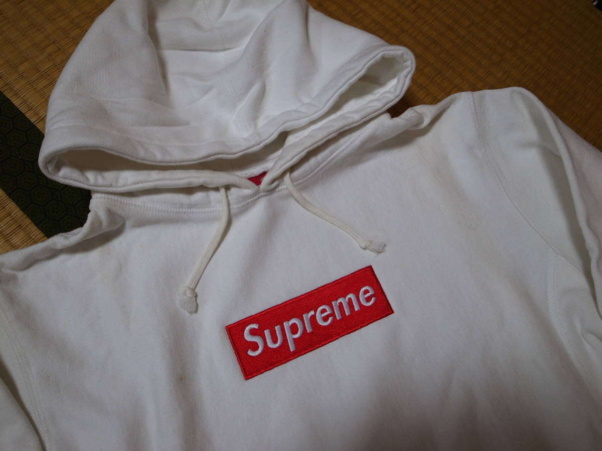 supremeシュプリーム ボックスロゴ ホワイト パーカー