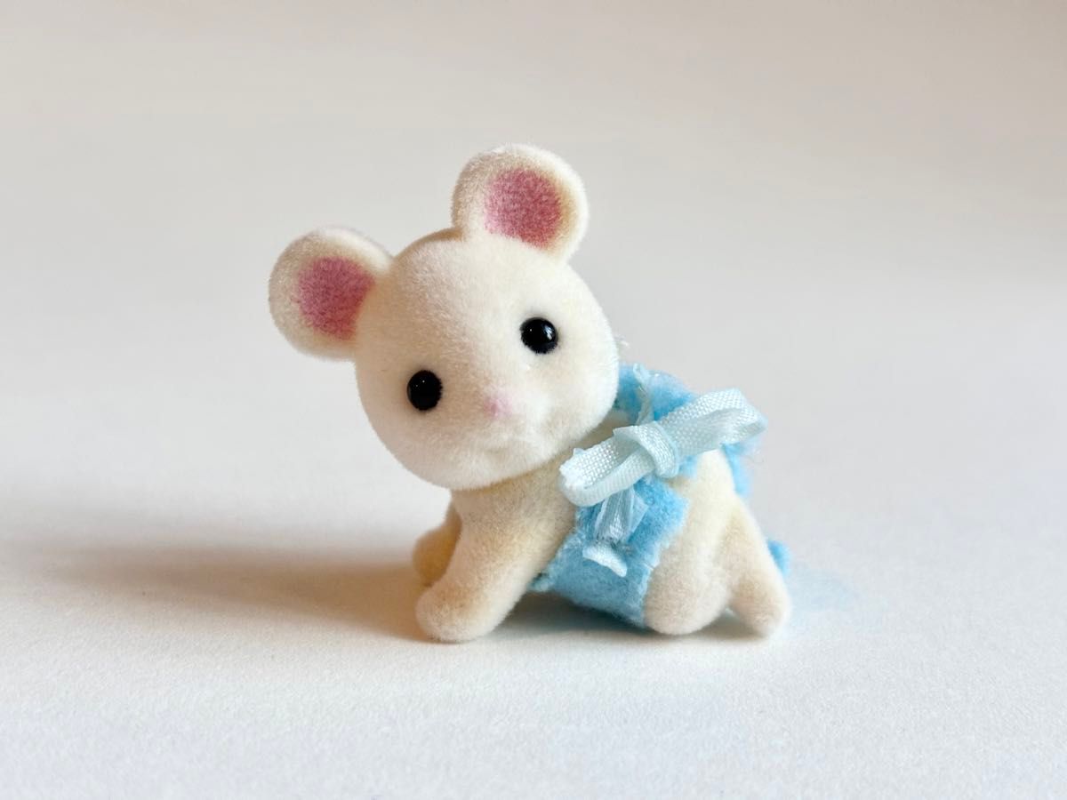 シルバニアファミリー 海外版 シロネズミのふたごちゃん シルバニアファミリー 海外版 シロネズミのふたごちゃん