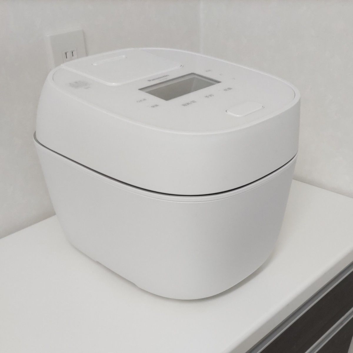 パナソニック 炊飯器 2024年製 SR-M18B-W 可変圧力IHジャー炊飯 パナソニック 炊飯器 2024年製 SR-M18B-W 可変圧力IHジャー炊飯