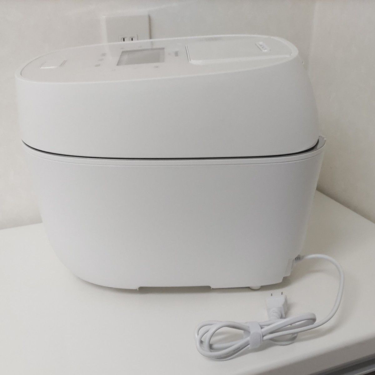 パナソニック 炊飯器 2024年製 SR-M18B-W 可変圧力IHジャー炊飯 パナソニック 炊飯器 2024年製 SR-M18B-W 可変圧力IHジャー炊飯
