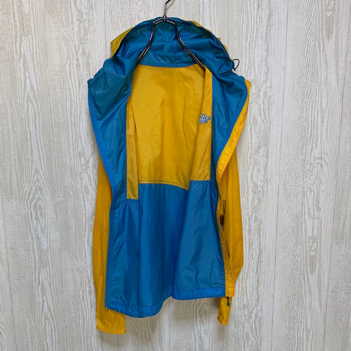 美品】ノースフェイス マウンテンパーカー イエロー×ブルー 美品】ノースフェイス マウンテンパーカー イエロー×ブルー