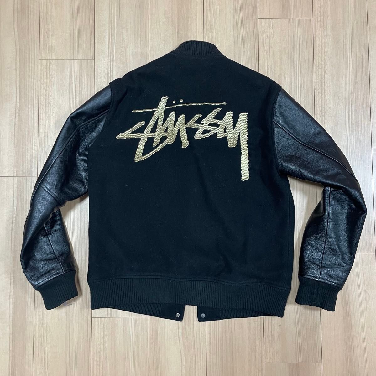 Mastermind × Loopwheeler × STUSSY コラボ スタジャン Mastermind × Loopwheeler × STUSSY コラボ スタジャン