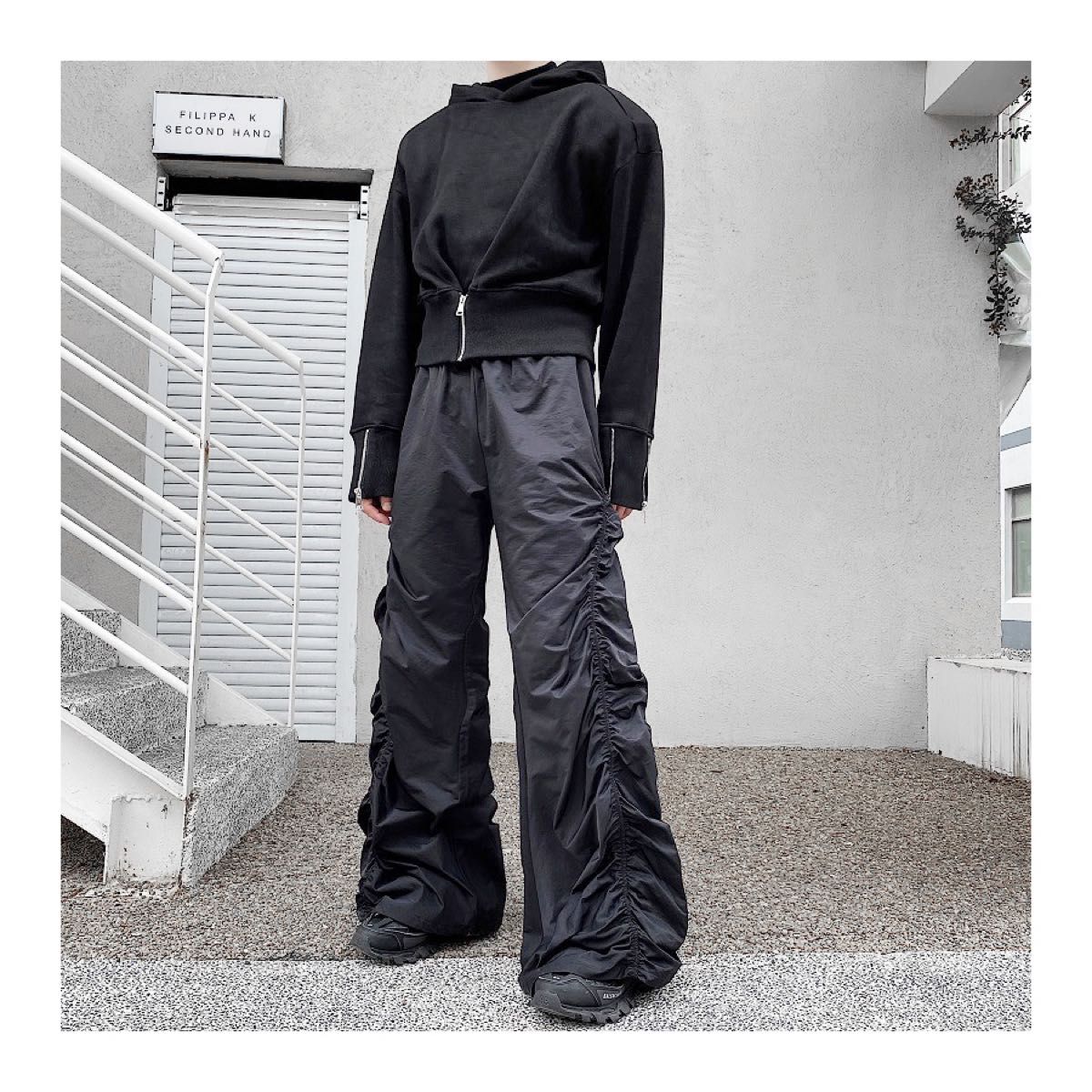XLサイズ　Y2K ギャザーナイロンパンツ　ブラック　ユニセックス　黒　フレア ワイド　韓国ストリート　モード　ヒップホップ　