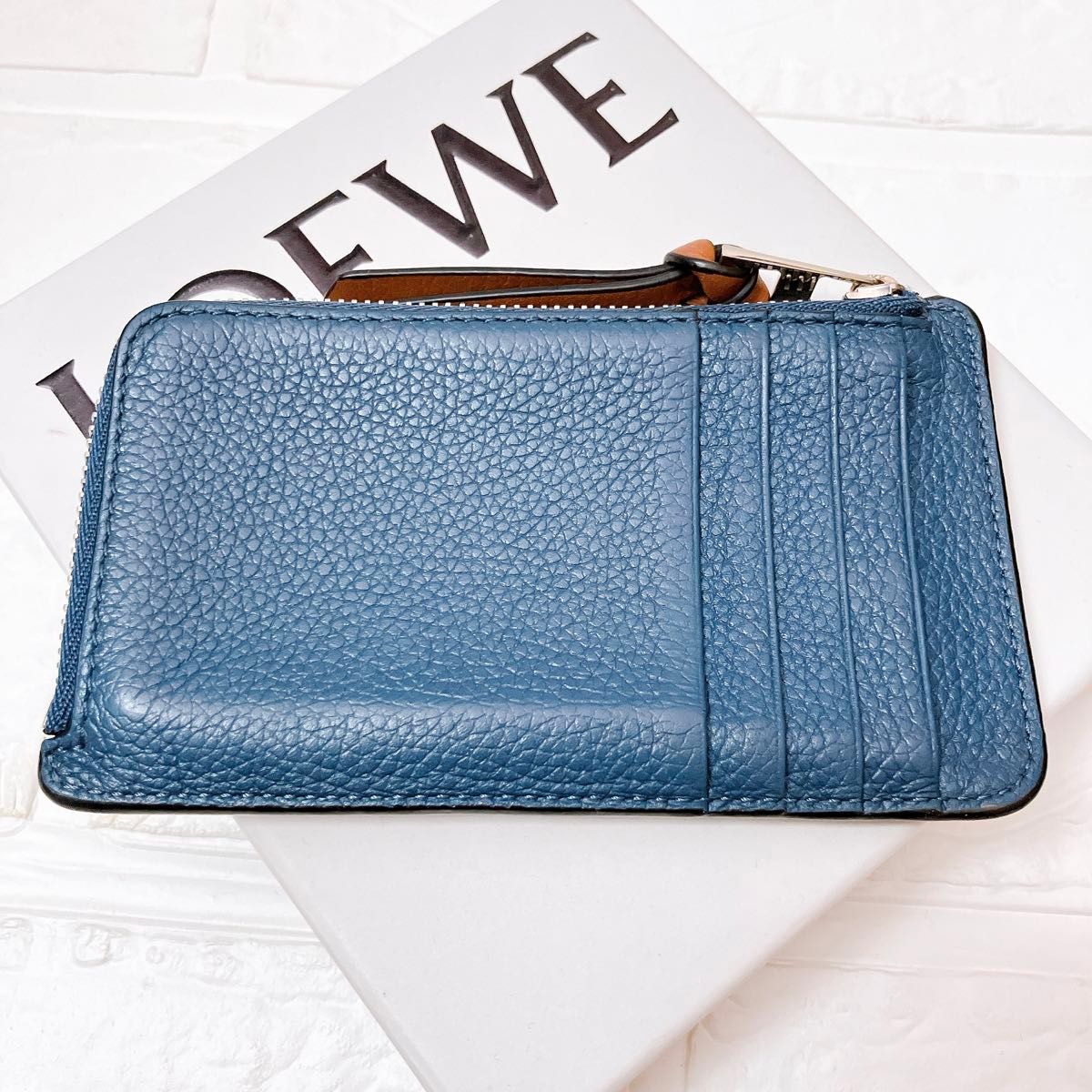 ロエベ LOEWE レザー アナグラム フラグメントケース SB125 ロエベ LOEWE レザー アナグラム フラグメントケース SB125