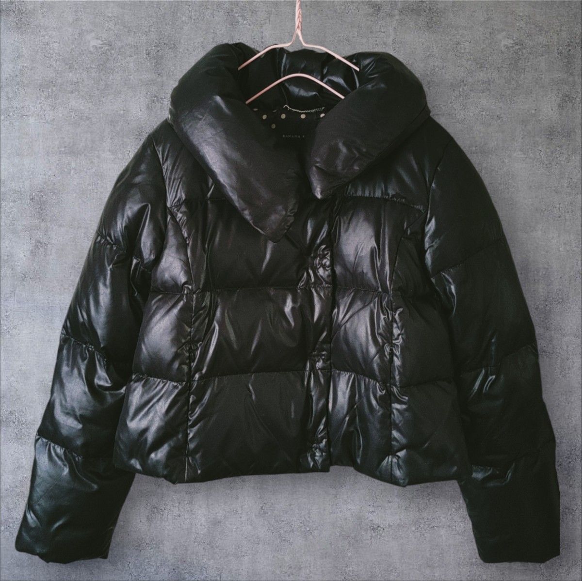 超美品 バナナリパブリック 黒 ダウン ショート丈ジャケット S 超美品 バナナリパブリック 黒 ダウン ショート丈ジャケット S