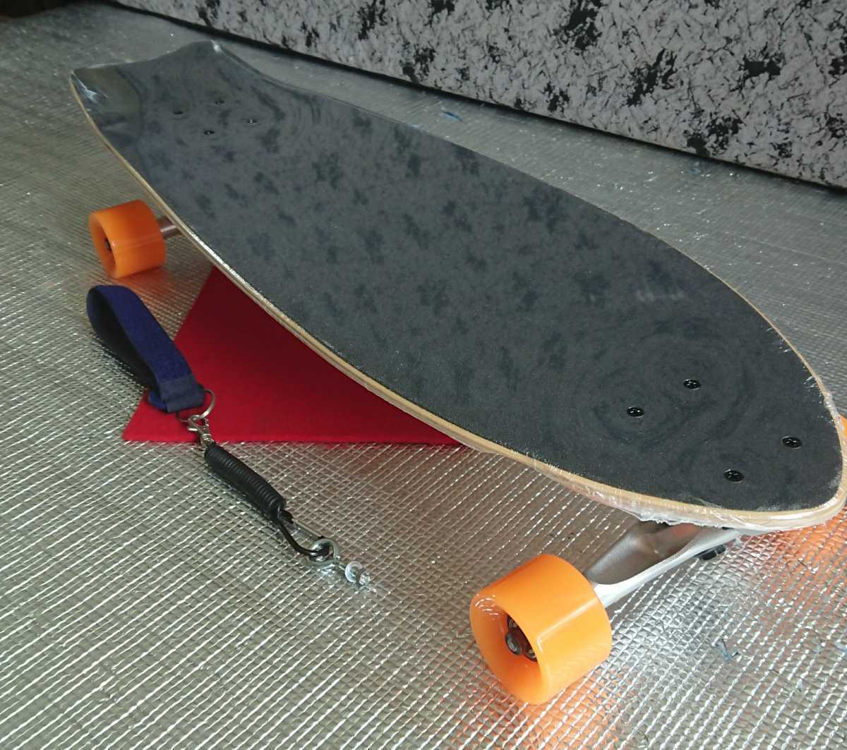 ブラックムーンスマイルクルキッド Exclusive Skate Shop Day ブラックムーンスマイルクルキッド Exclusive Skate Shop Day