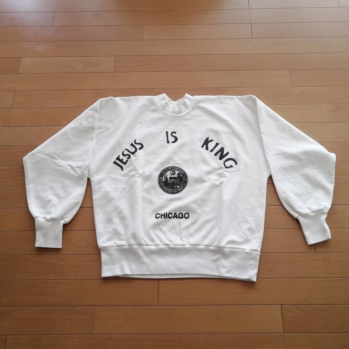 話題の行列 Kanye West Jesus Is King Sweatpants シカゴシールホワイトクルーネックスウェット カニエウエスト イージー yeezy Mサイズ 話題の行列 Kanye West Jesus Is King Sweatpants シカゴシールホワイトクルーネックスウェット カニエウエスト イージー yeezy Mサイズ