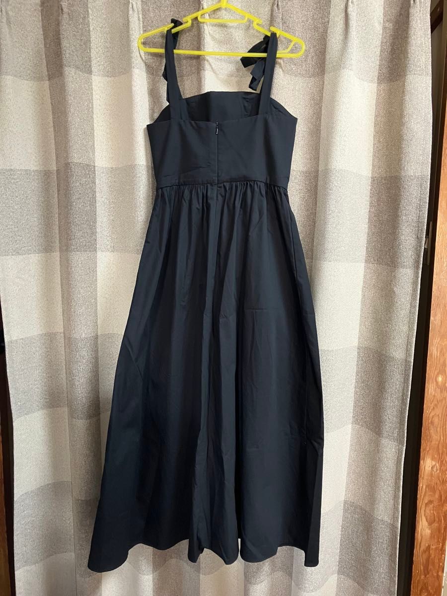 試着のみ ZARA ミディボリュームワンピース ブラック XSサイズ 試着のみ ZARA ミディボリュームワンピース ブラック XSサイズ