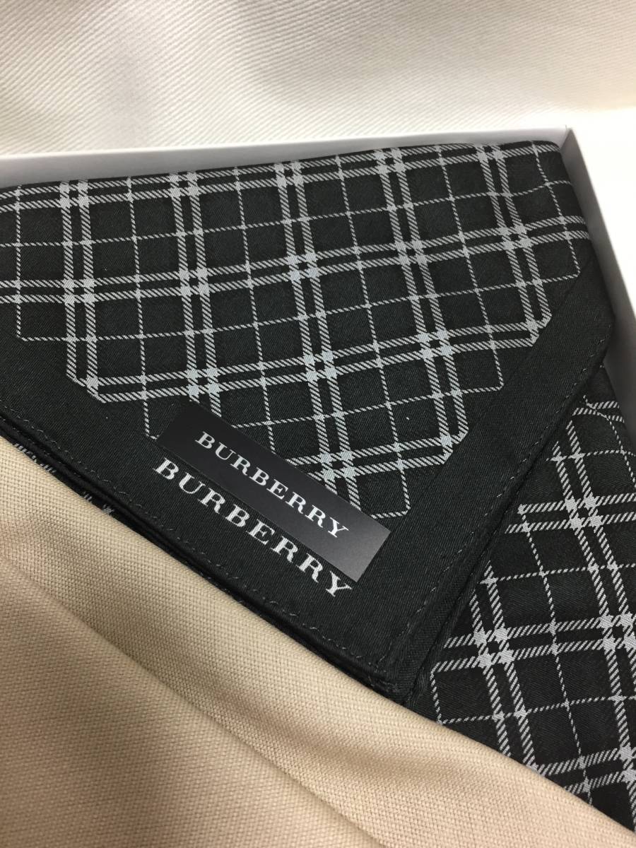 【6】即決！新品未使用◆ バーバリー Burberry ハンカチ 2枚セット 刺繍 箱入り ノバチェック プレゼント ポケットチーフ_画像2