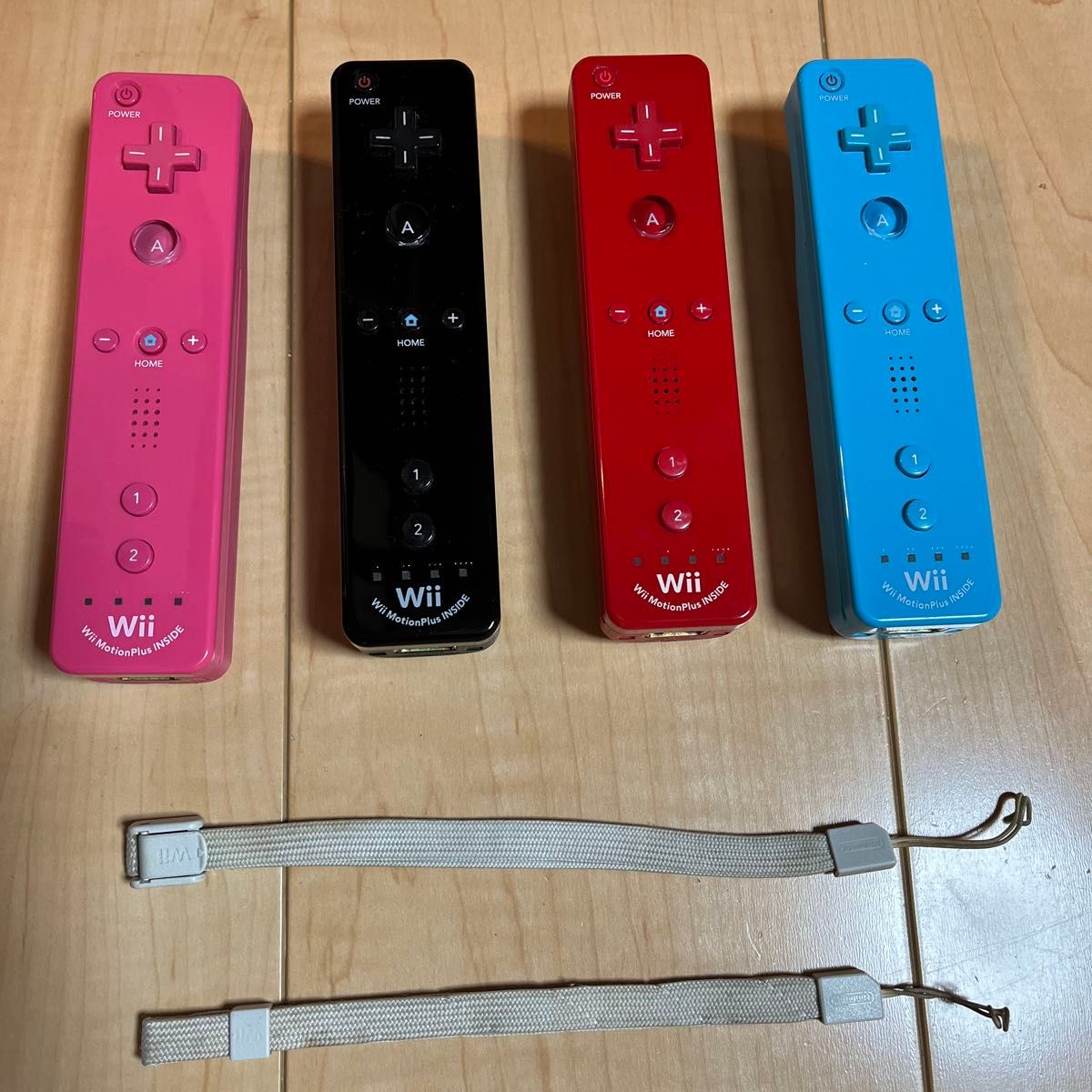キレイ まとめて4本セット 任天堂純正品 ニンテンドーWii Wii キレイ まとめて4本セット 任天堂純正品 ニンテンドーWii Wii