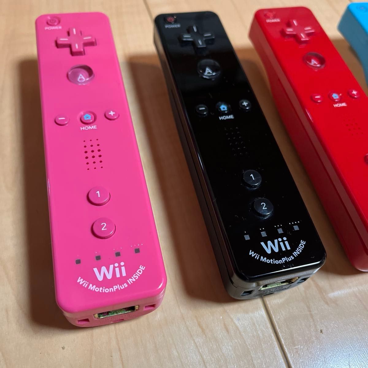 キレイ まとめて4本セット 任天堂純正品 ニンテンドーWii Wii キレイ まとめて4本セット 任天堂純正品 ニンテンドーWii Wii