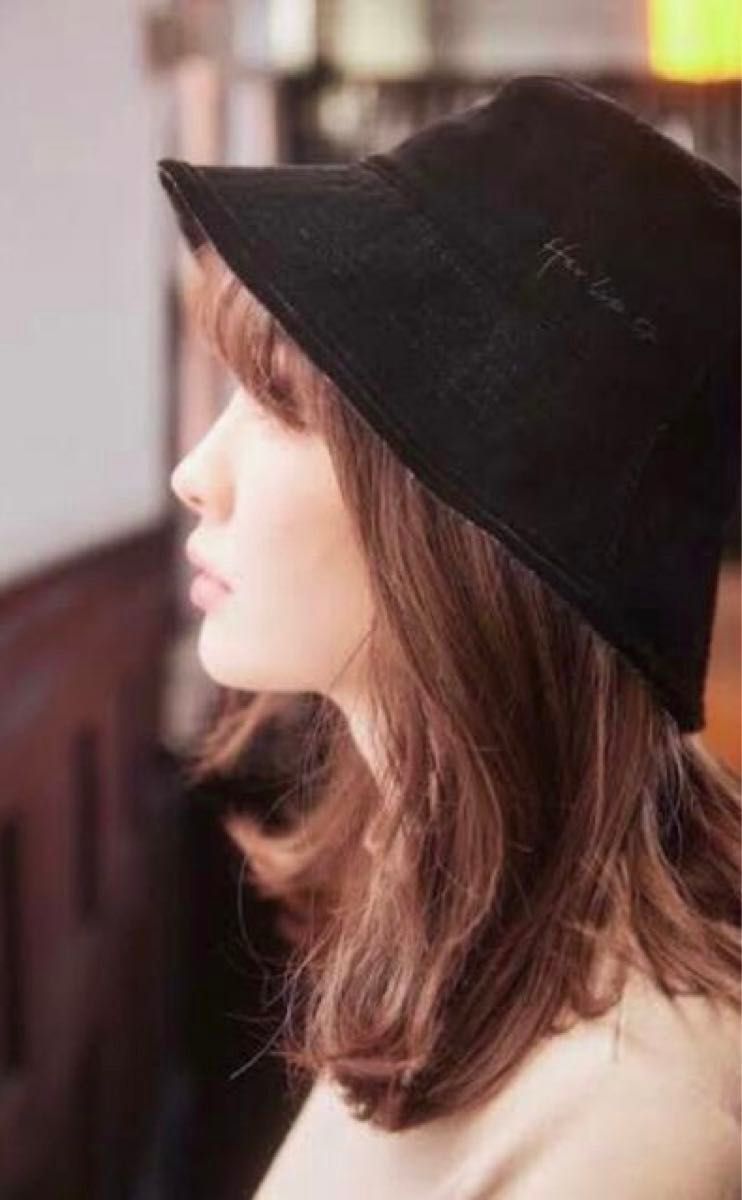 Herlipto Reversible Lace Backet Hat レース ベロア ブラック
