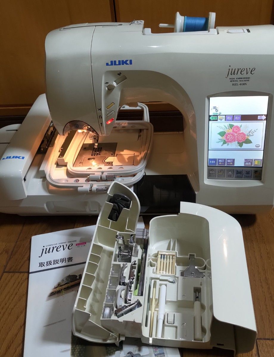 JUKI ミシン jureveジュレーブHZL-010N 刺繍機EM3 (枠 大/中 JUKI ミシン jureveジュレーブHZL-010N 刺繍機EM3 (枠 大/中