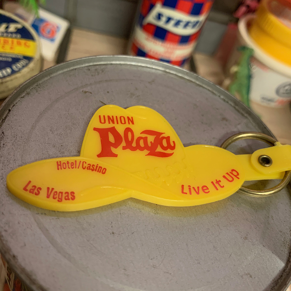  Union pra The hotel Casino *from USA Ad ba Thai Gin g key holder 1 piece las Vegas real America miscellaneous goods Vintage Ame car USDM