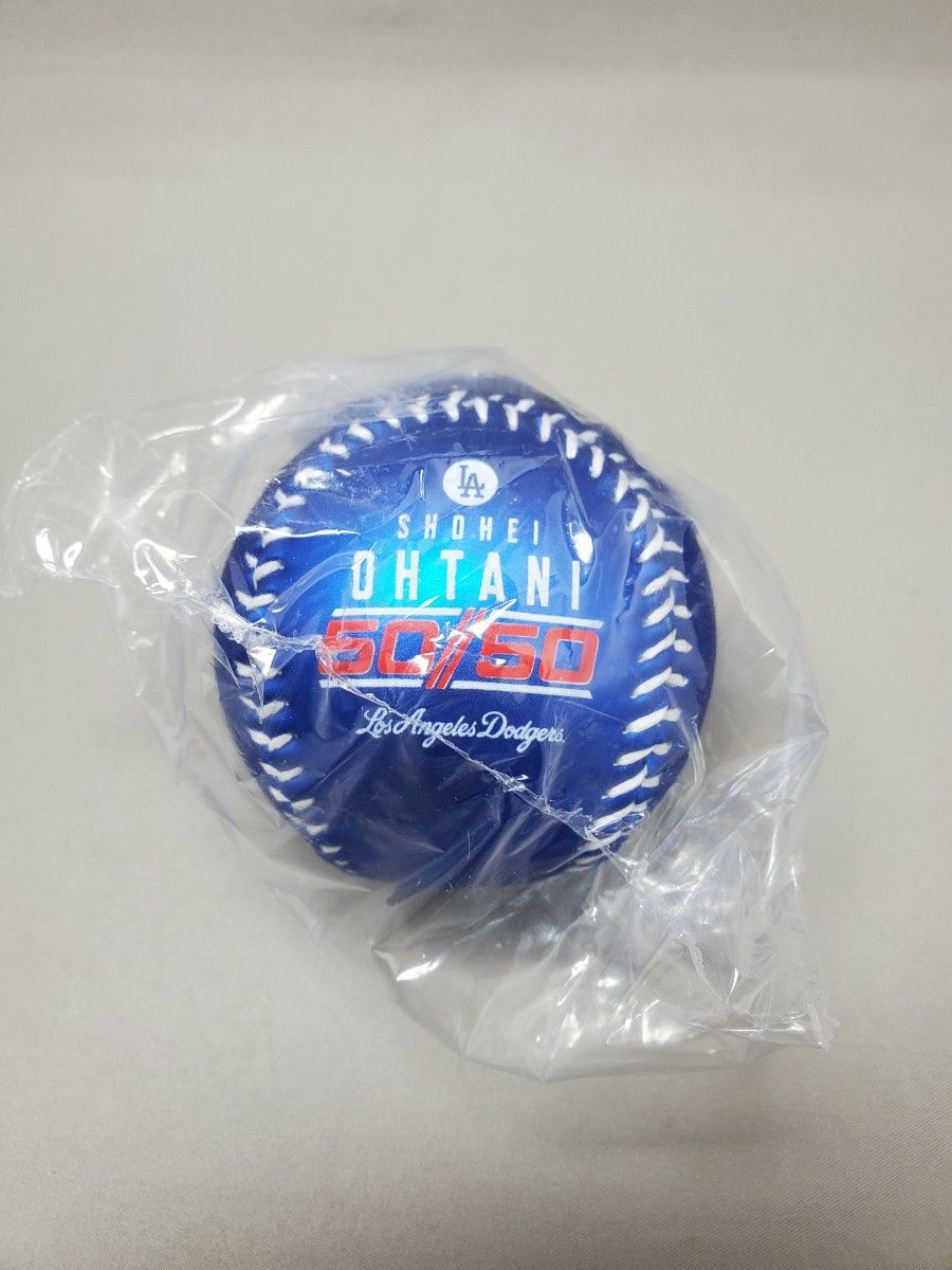 大谷翔平 50/50 達成記念ボール ブルー/青 ドジャース 50-50 大谷翔平 50/50 達成記念ボール ブルー/青 ドジャース 50-50