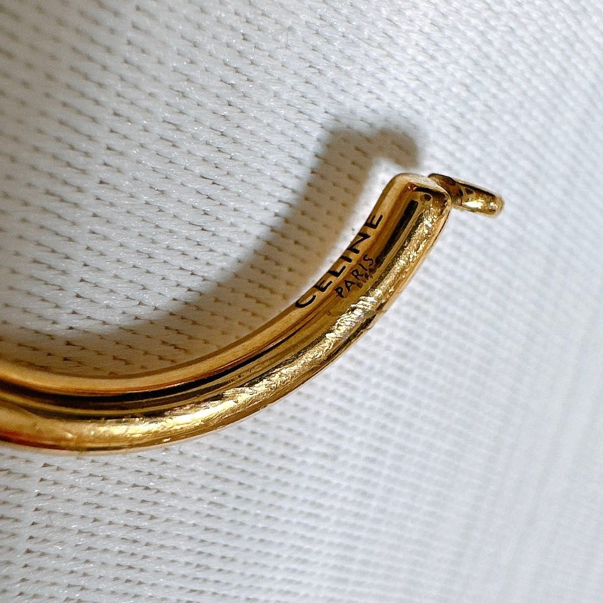 CELINE セリーヌ ノット スモールフープ ピアス イヤリング 片耳 CELINE セリーヌ ノット スモールフープ ピアス イヤリング 片耳