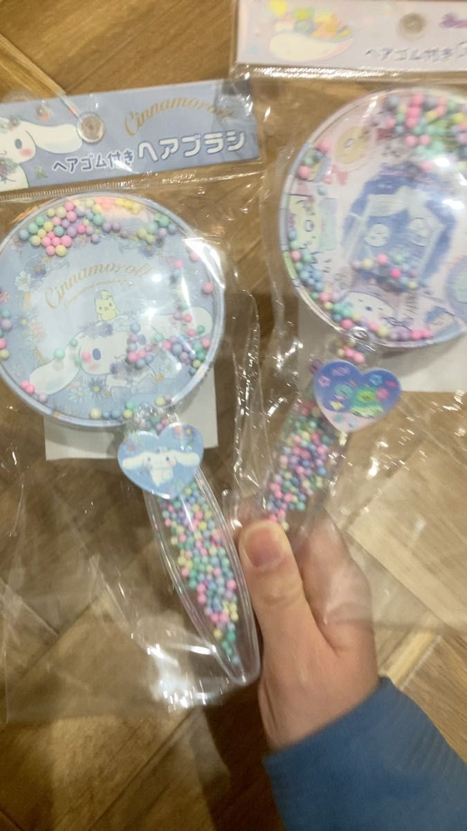 【未開封】すみっコぐらし&シナモロール ゴム付きヘアブラシ 2本セット