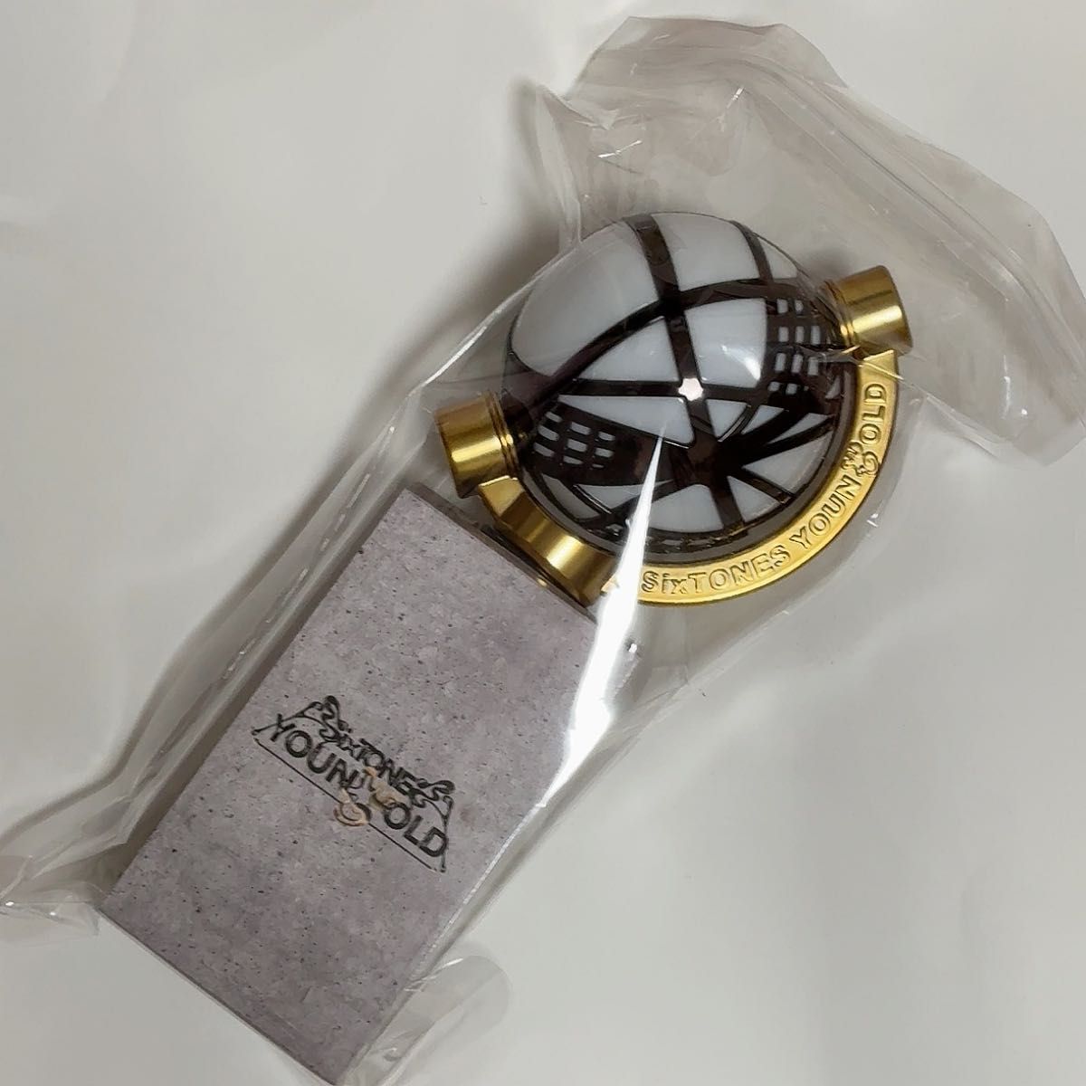 新品未開封】YOUNG OLD SixTONES ペンライト スト ライブ ツアー 新品未開封】YOUNG OLD SixTONES ペンライト スト ライブ ツアー