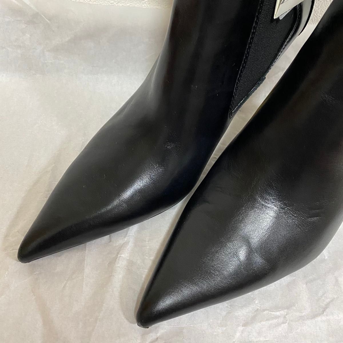 新品 定価17990円 ZARA メタリックヒール レザー チェルシー 新品 定価17990円 ZARA メタリックヒール レザー チェルシー