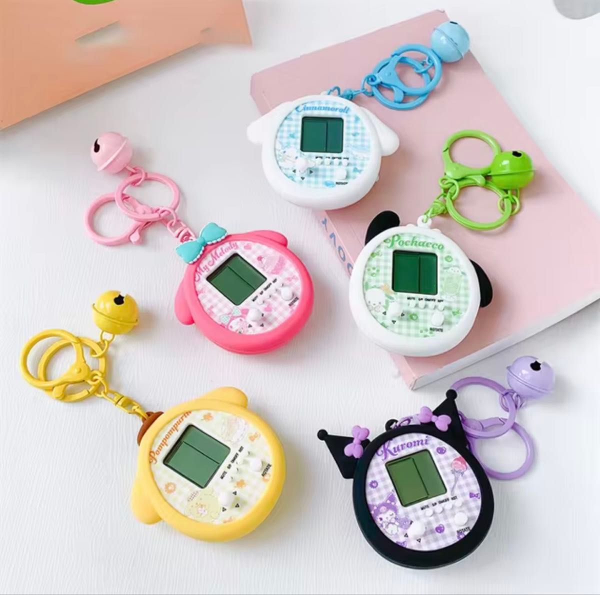 たまごっち スマート uni シリコンカバー ケース サンリオ たまごっち スマート uni シリコンカバー ケース サンリオ