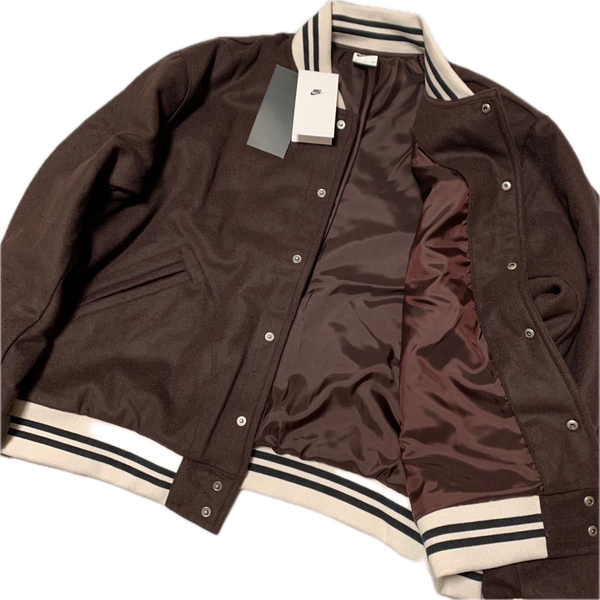 NIKE VARSITY JACKET ナイキ バーシティ ジャケット 新品 NIKE VARSITY JACKET ナイキ バーシティ ジャケット 新品