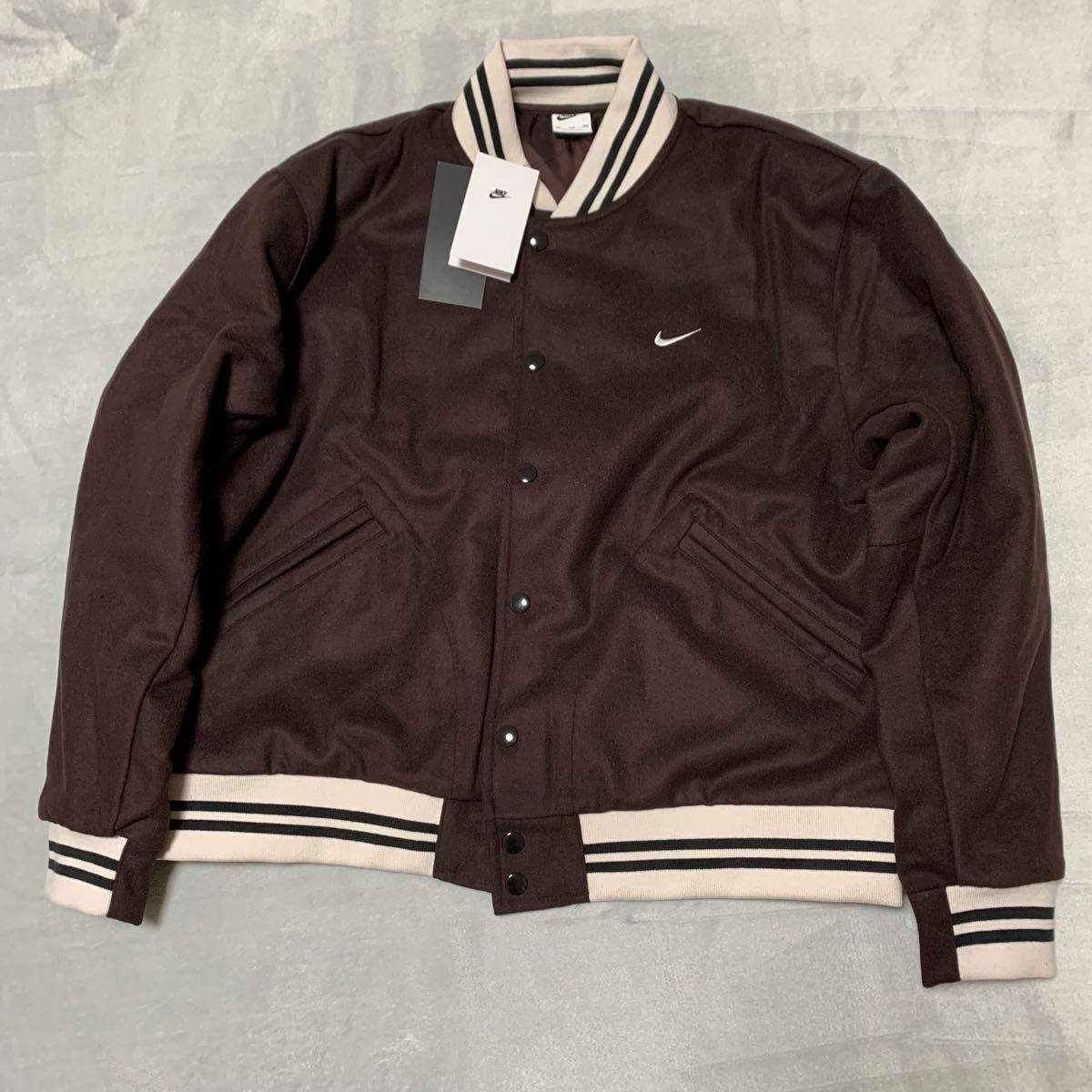 NIKE VARSITY JACKET ナイキ バーシティ ジャケット 新品 NIKE VARSITY JACKET ナイキ バーシティ ジャケット 新品